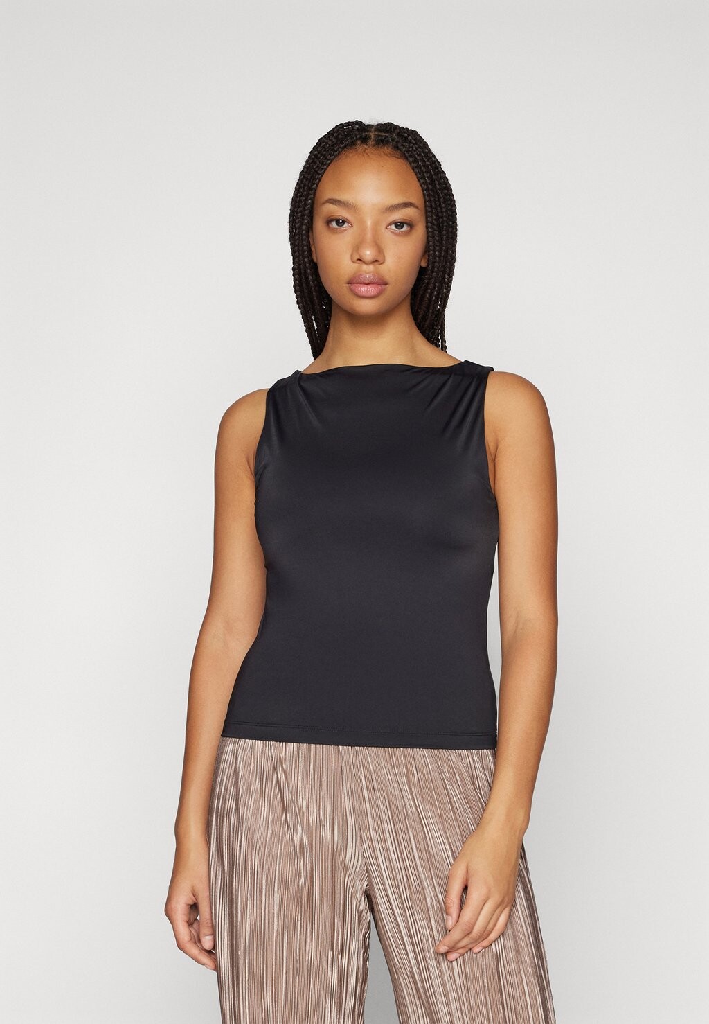 

Топ ENSCORPION TOP Envii, цвет black