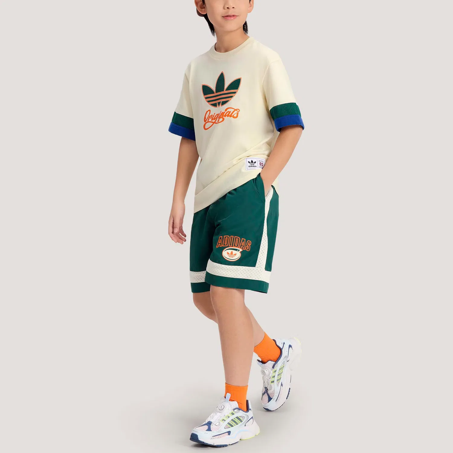 Детский спортивный костюм Casual Sportswear 2 Piece Set Adidas Originals, Ivory/Forest Green — фото 4