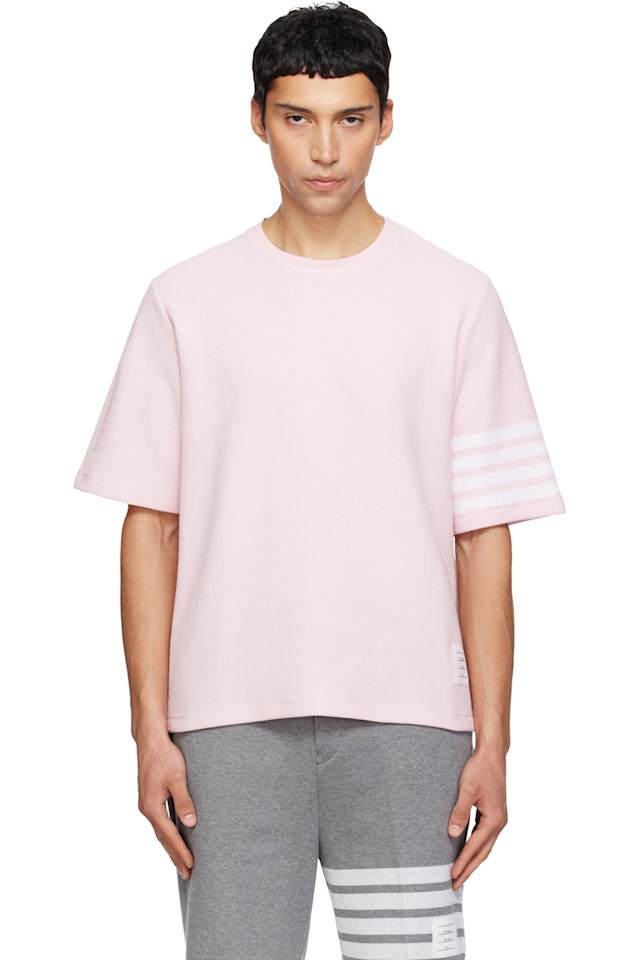 

Thom Browne Розовая фактурная футболка пике с четырьмя полосами