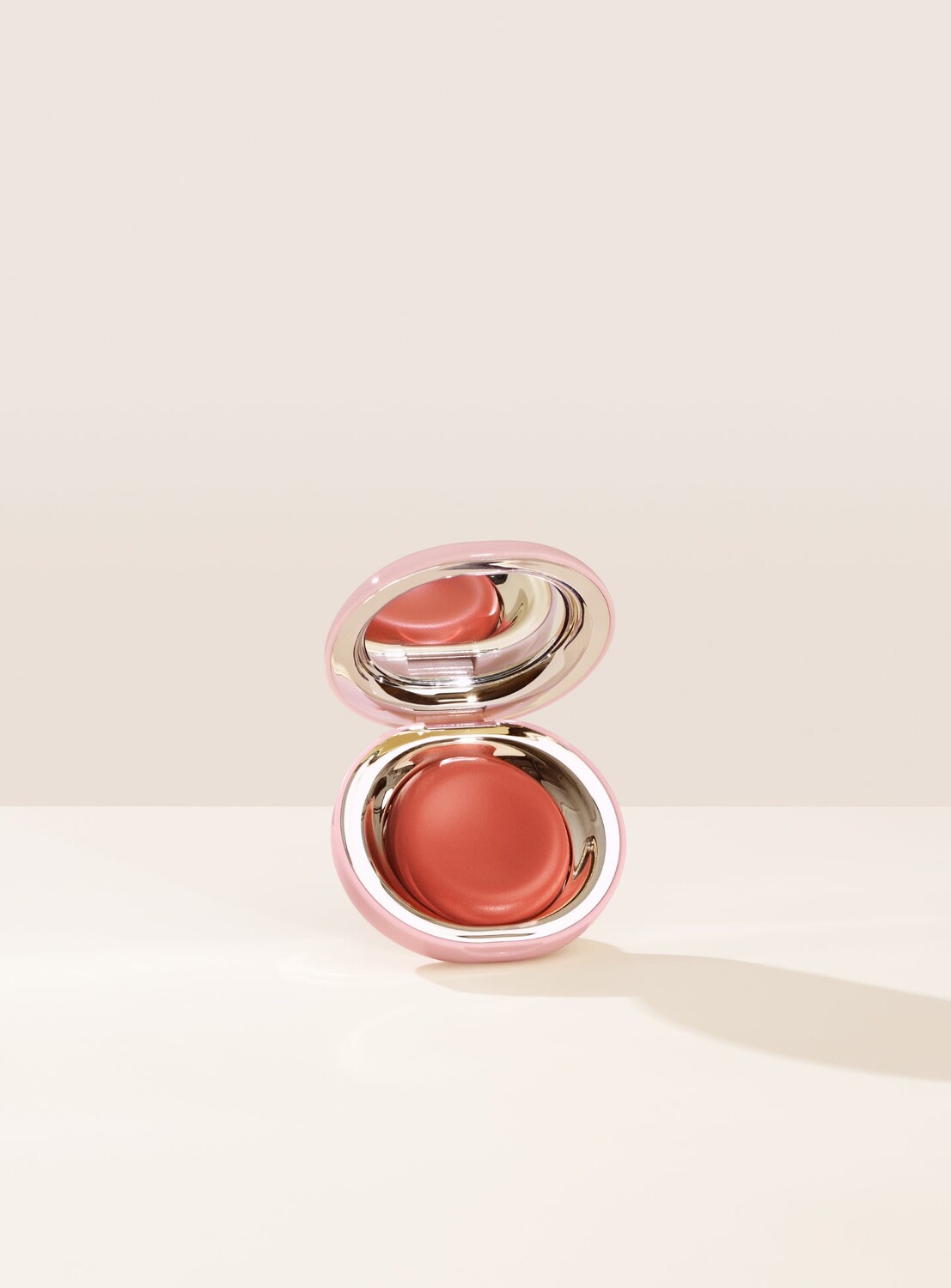 

Тающие румяна Stay Vulnerable Rare Beauty, цвет nearly apricot/muted coral, 5 гр