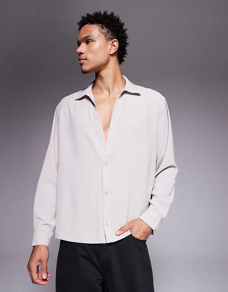 

Свободная атласная рубашка с открытым воротом ASOS DESIGN бежевого цвета