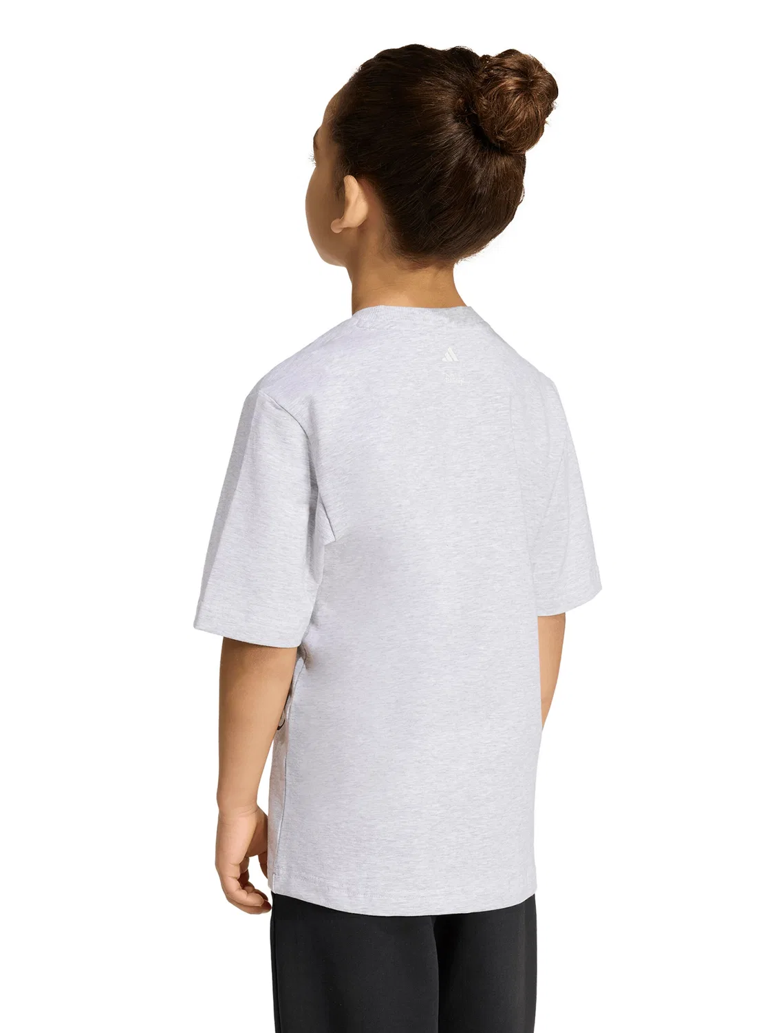 Спортивная футболка Adidas Sportswear Performance Shirt Disney Micky Maus светло-серого цвета — фото 3