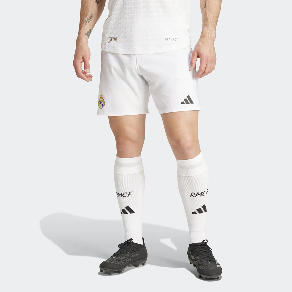 

Мужские шорты 1-й комплект Реал Мадрид CF 2024-2025 Adidas, белый