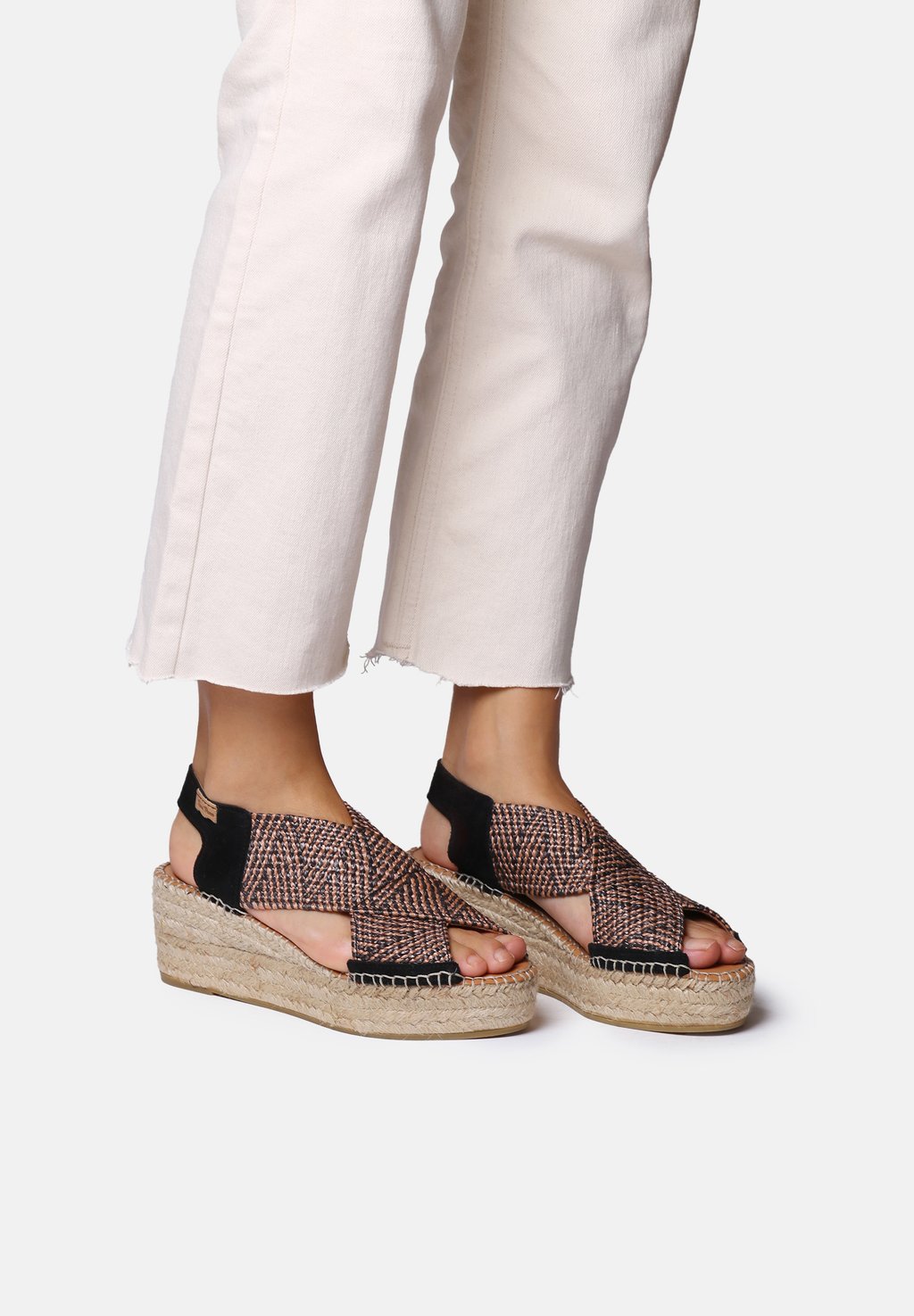 Босоножки на платформе Platform heels Toni Pons, черный