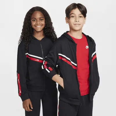 

Худи Nike Sportswear Club, черный
