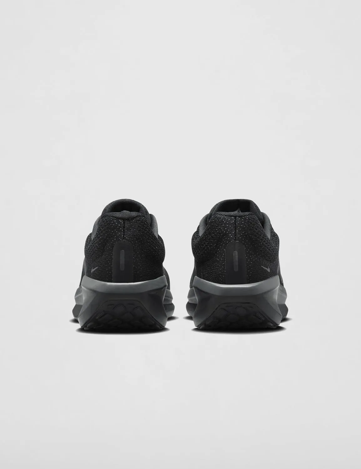Мужские кроссовки для бега по шоссе Nike Winflo 11, черный — фото 4