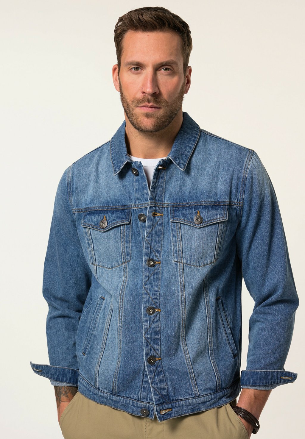

Джинсовая куртка AVEC POCHES POITRINE ET PATTE DE BOUTONNAGE JP1880, цвет Matte Blue Denim