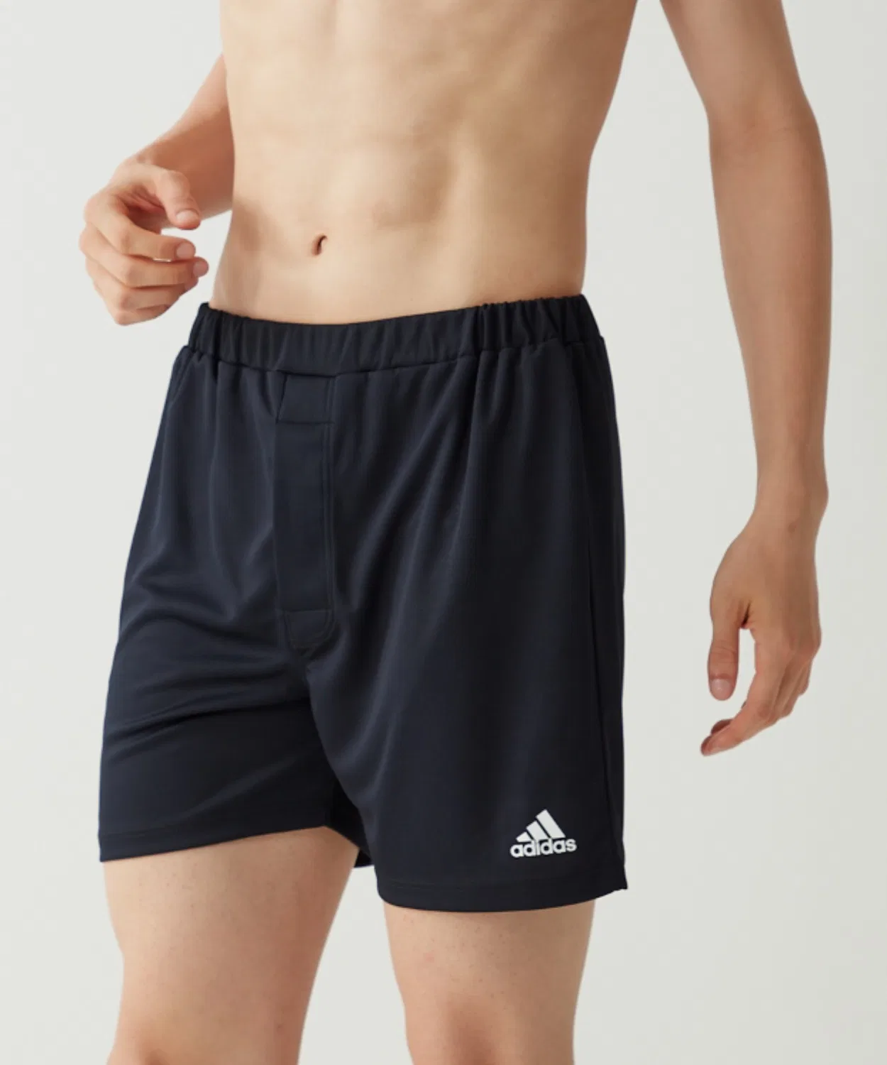 Шорты тренировочные adidas с логотипом, черные — фото 3