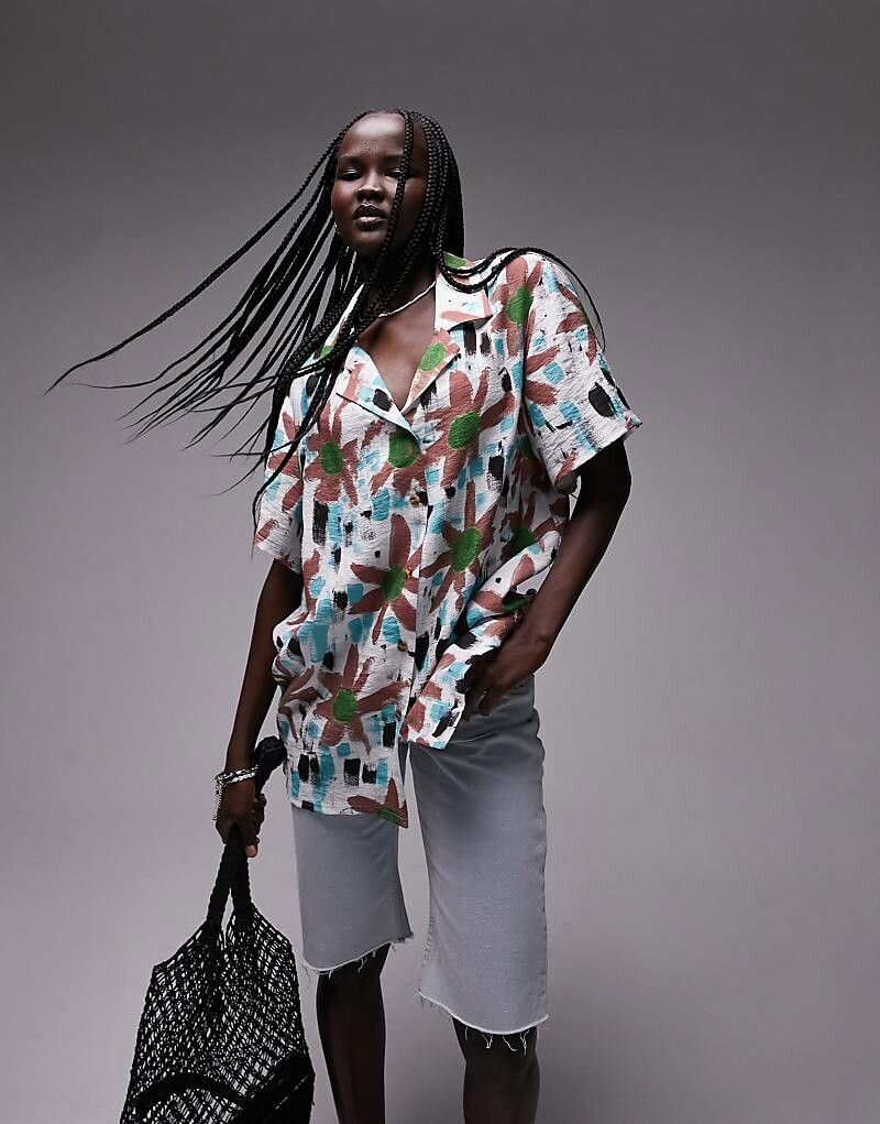 

Topshop – Повседневная рубашка с ярким рисунком