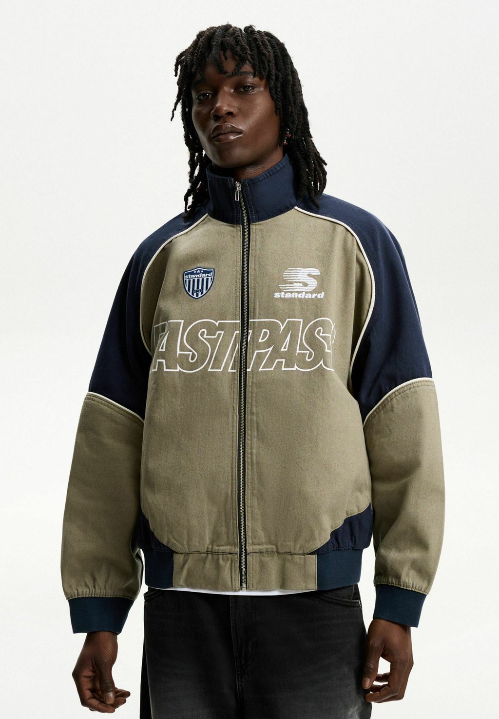 

Джинсовая куртка Bomber Jacket Bershka, синий