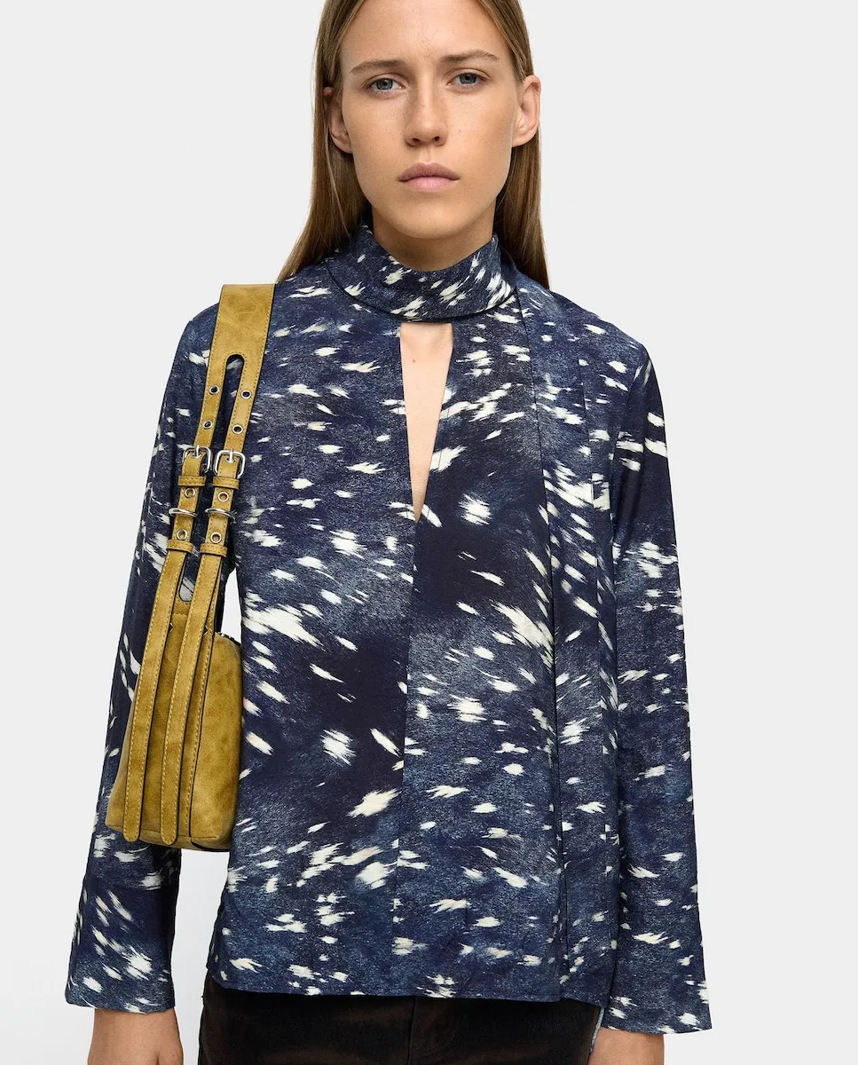 

Женская блузка с длинным рукавом, с платком на шее и принтами Parfois, темно-синий