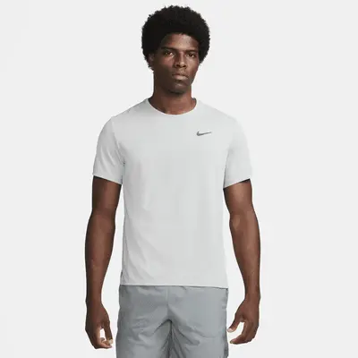 

Футболка Nike Miler, цвет Grey Fog/Particle Grey/Heather