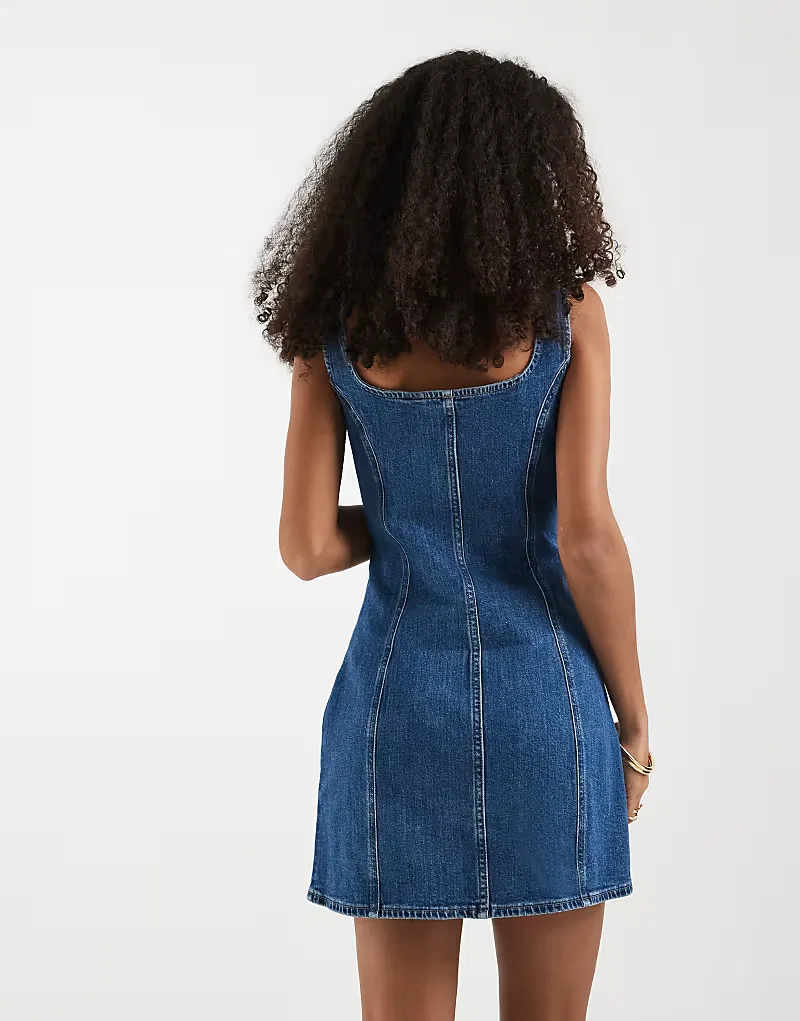 Джинсовое мини-платье Levis с прошитым швом и застежкой-молнией Levi's, темно-синий — фото 4