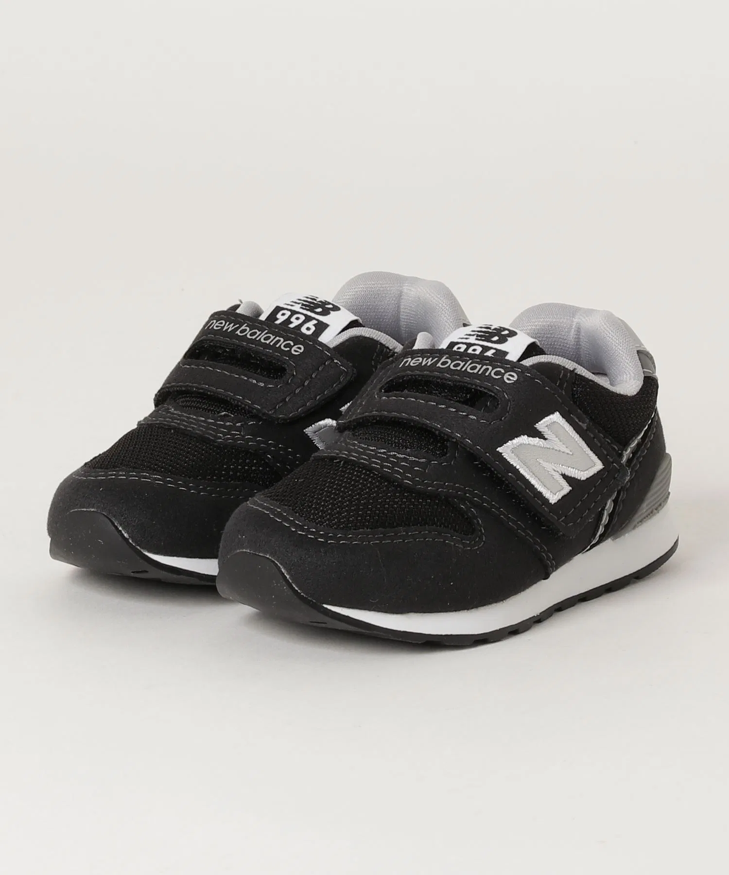Детские кроссовки New Balance IZ996BK3