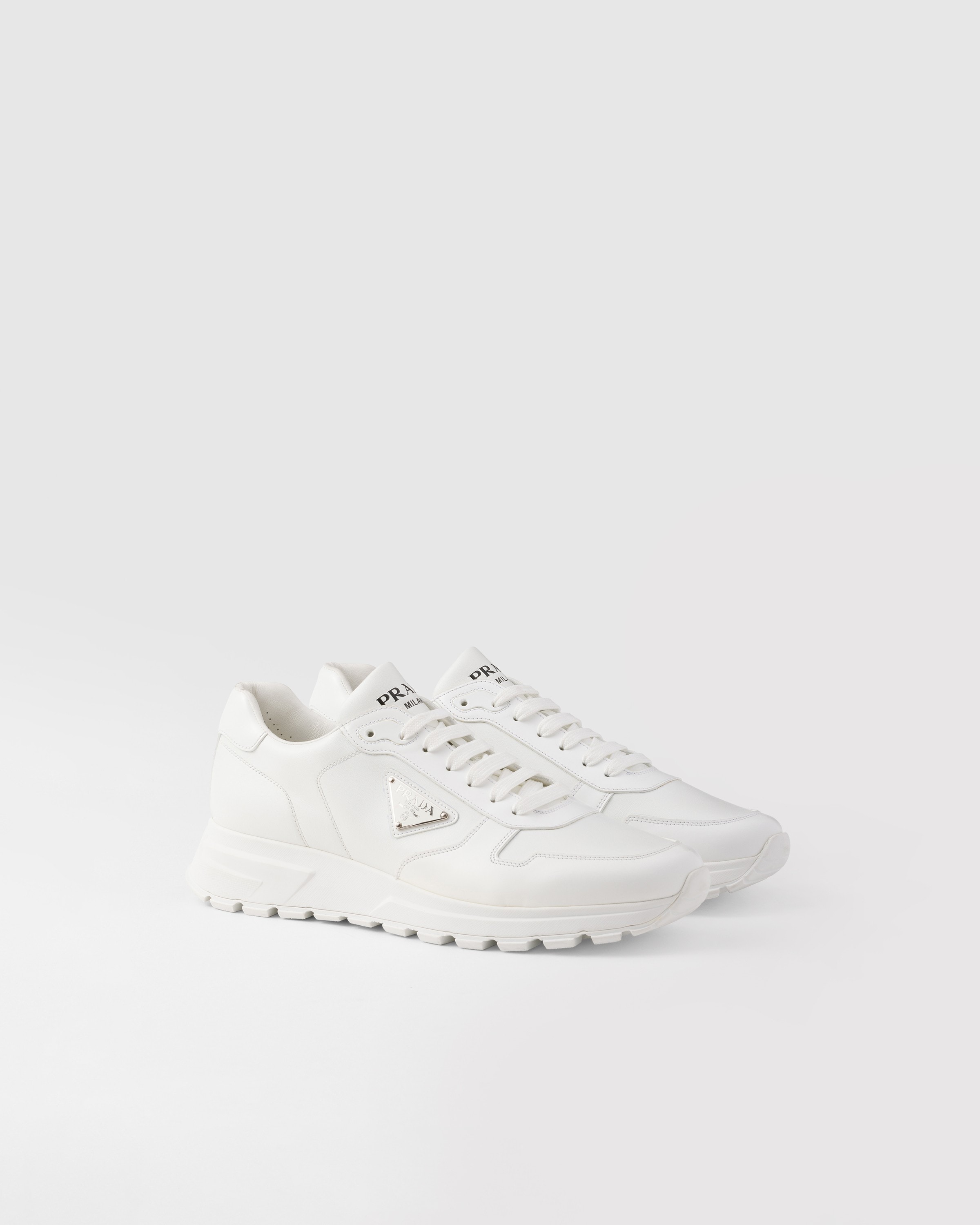 

Кожаные кроссовки Prax 01 Prada, белая