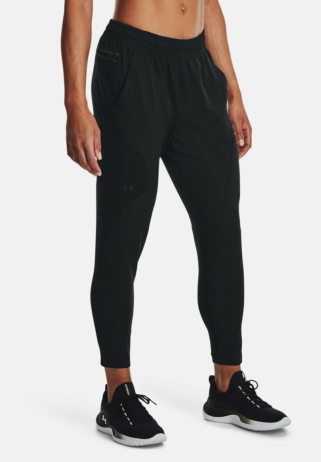 

Спортивные брюки Under Armour, черный