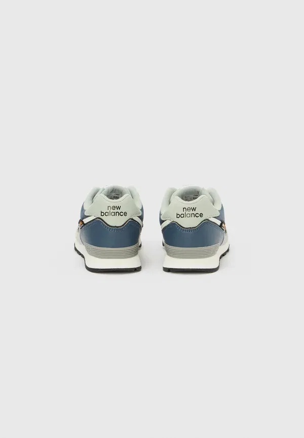 Кроссовки New Balance 574, серый/индиго — фото 3