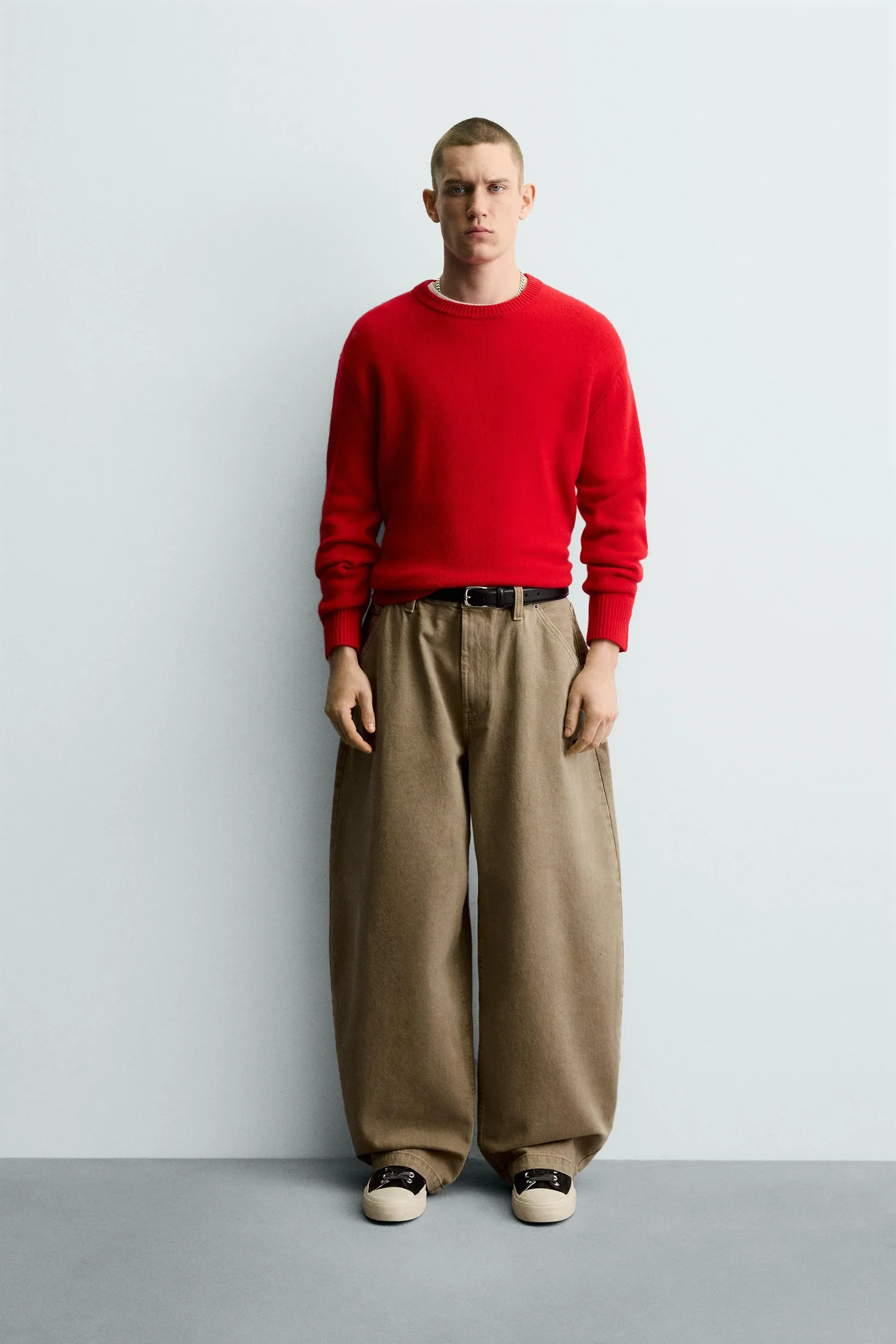 Джинсы balloon fit Zara, песочный