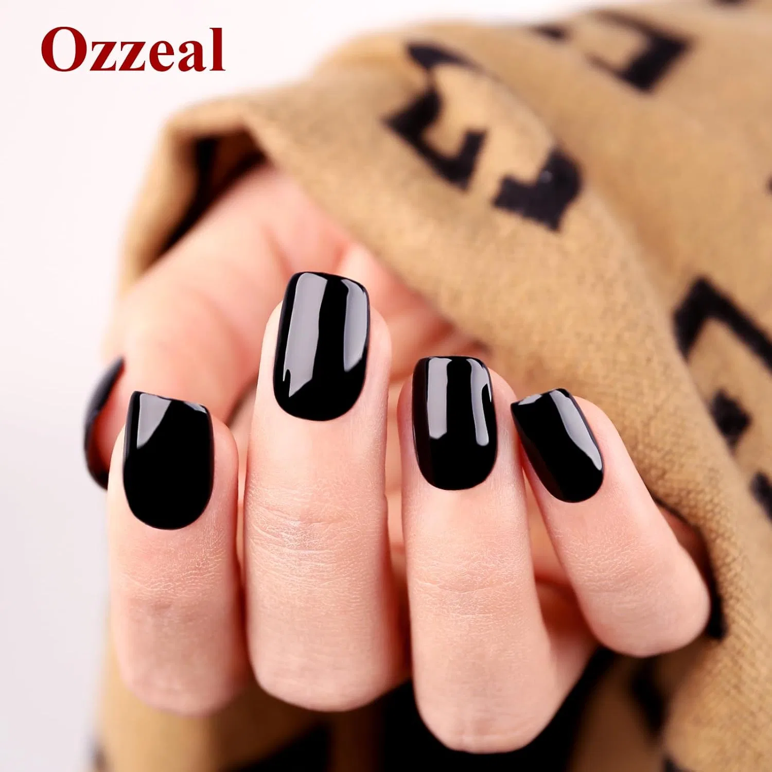 Черный УФ-гель-лак для ногтей «Black UV Nail Polish» от Ozzeal Ozzeal — фото 4