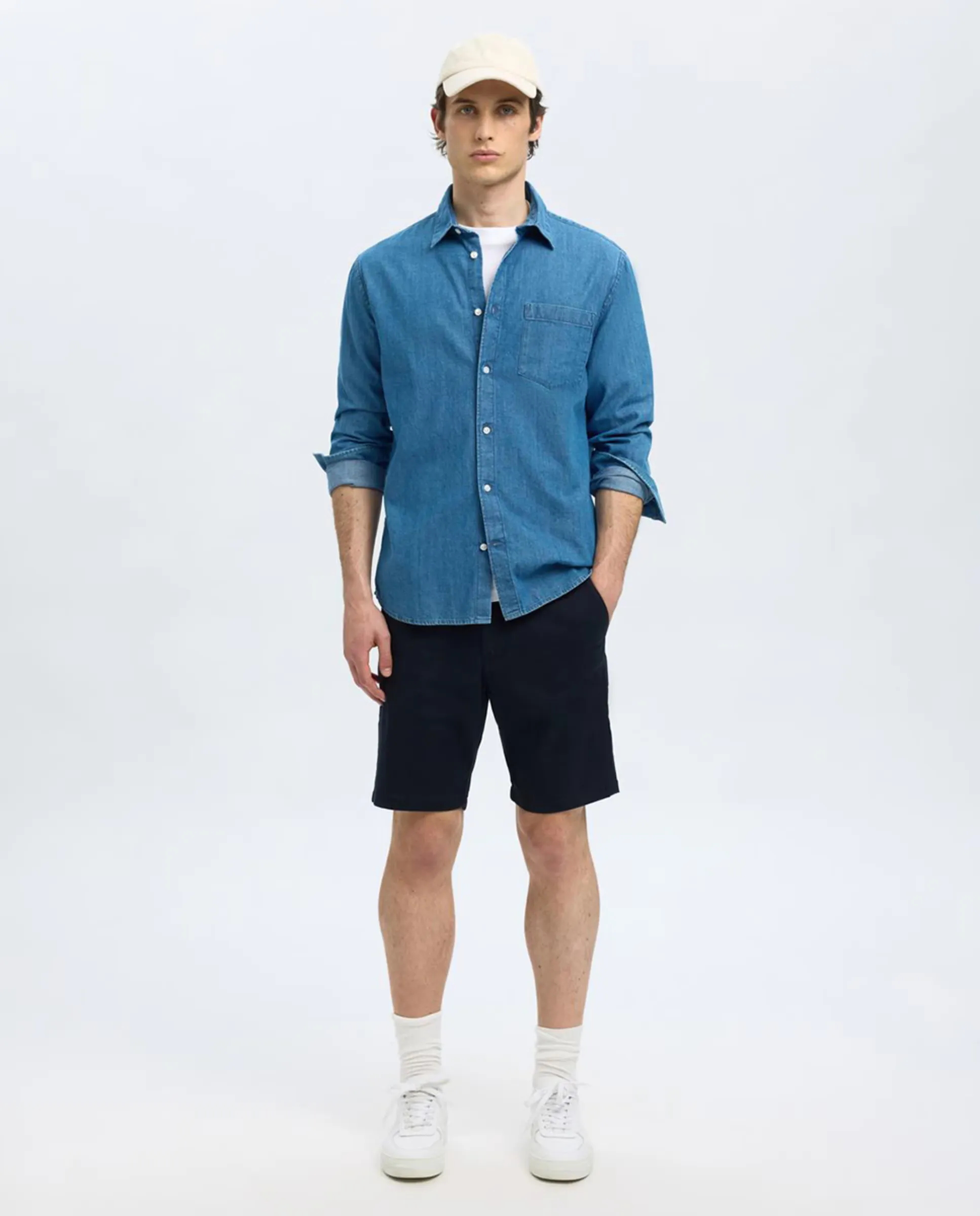 

Бермуды из льна для мужчин, классический крой regular fit Selected, темно-синий