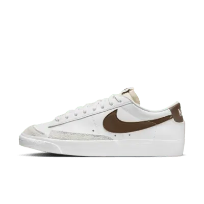 

Кроссовки Nike Blazer Low '77 Vintage, цвет Summit White/Photon Dust/White/Cacao Wow