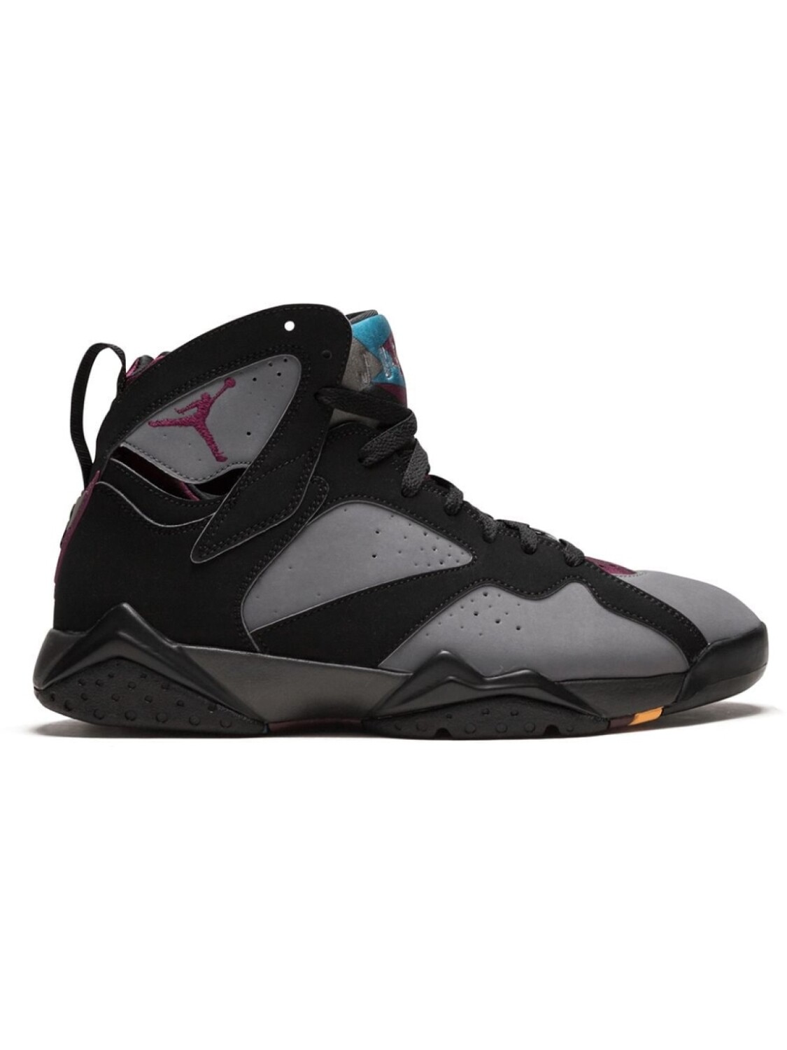 

Кроссовки Air 7 Retro Jordan, черный
