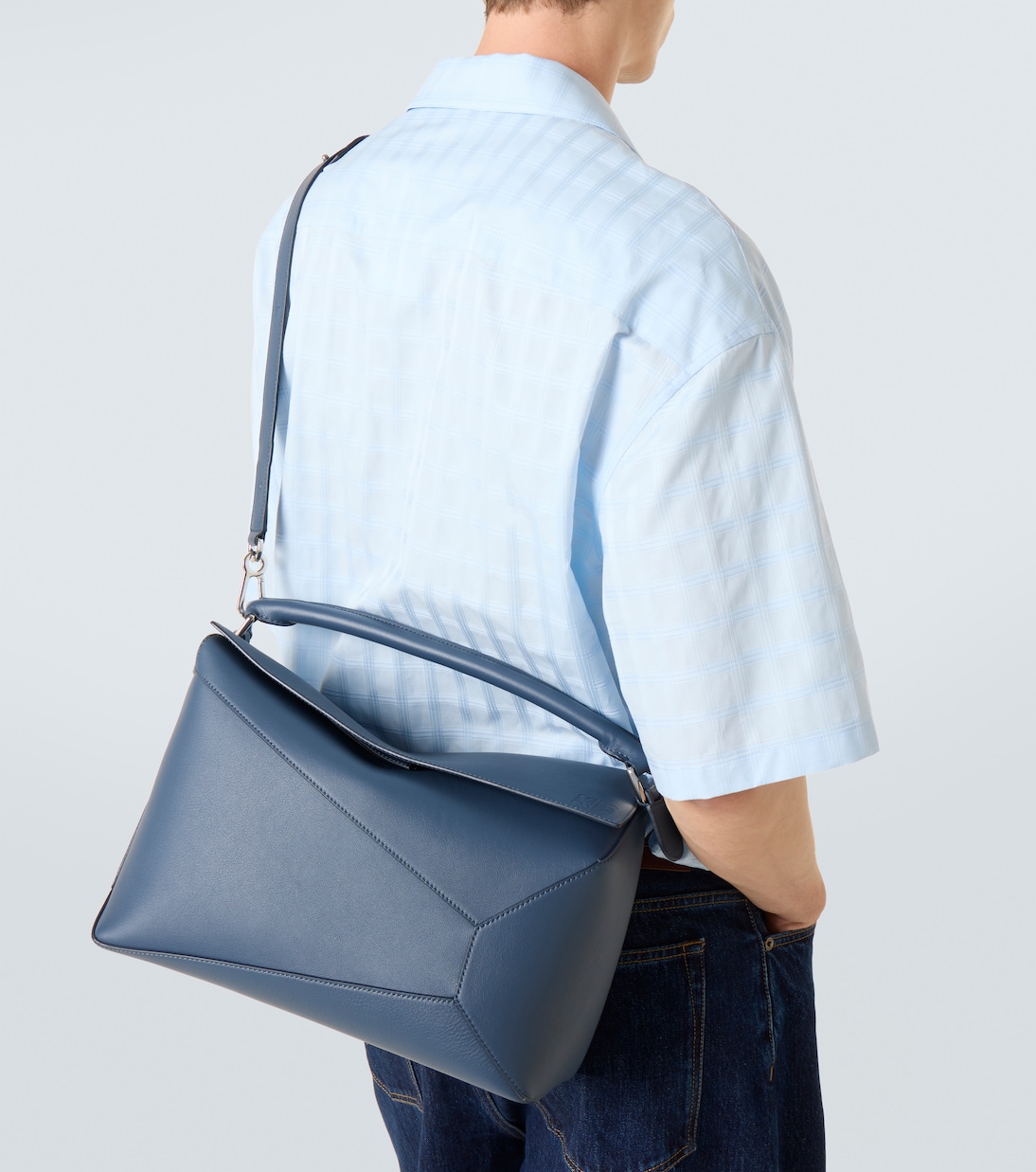 Пазл Эдж большая кожаная сумка через плечо Loewe, Indigo Dye — фото 3