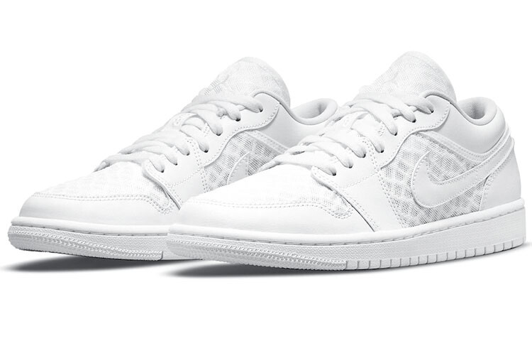 Кроссовки Jordan 1 Retro Low Breathe Triple White Women's — фото 3