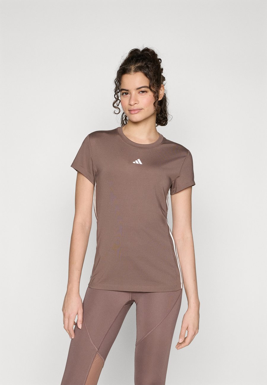 

Спортивная футболка Adidas Performance Sports T-shirt, Earth Strata/White/Brown