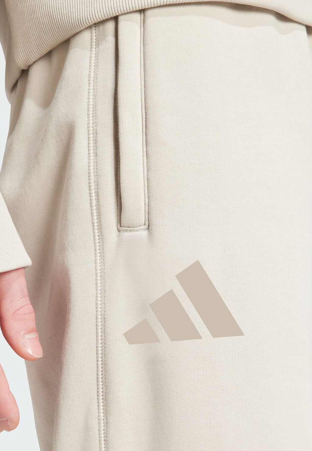 Спортивные штаны MOTORSPORT TEAM MERCEDES AMG PETRONAS F1 LOOSE Adidas Originals, бежевый — фото 4