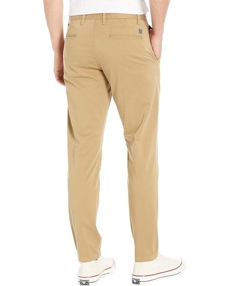 

Брюки BOSS Schino Taber Tapered Fit Trousers, цвет Medium Beige