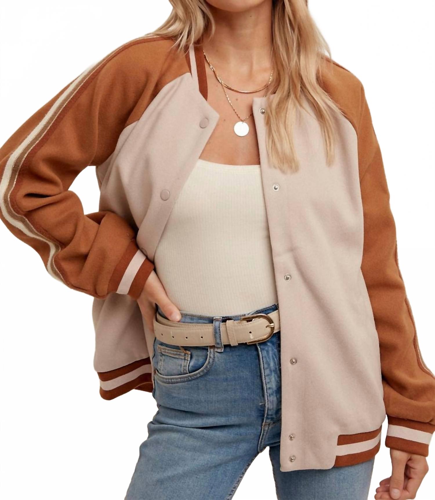 

PAPARAZZI Ретро замшевая куртка-бомбер с вышивкой, коричневого цвета