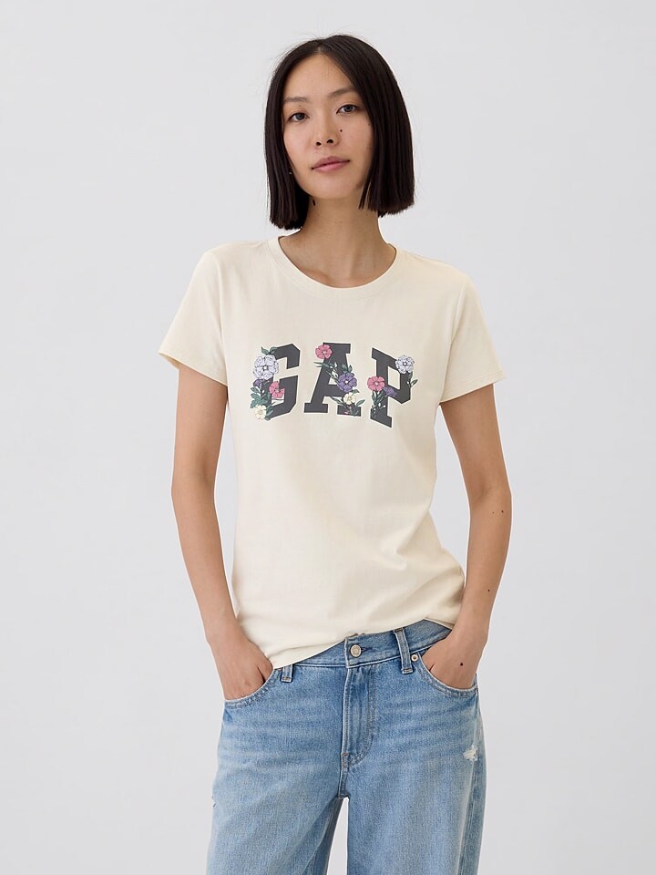 

Футболка GAP, кремовый