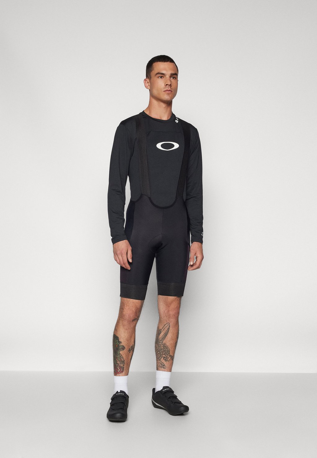 

Шорты для активного отдыха OFF GRID BIB SHORT Oakley, черный