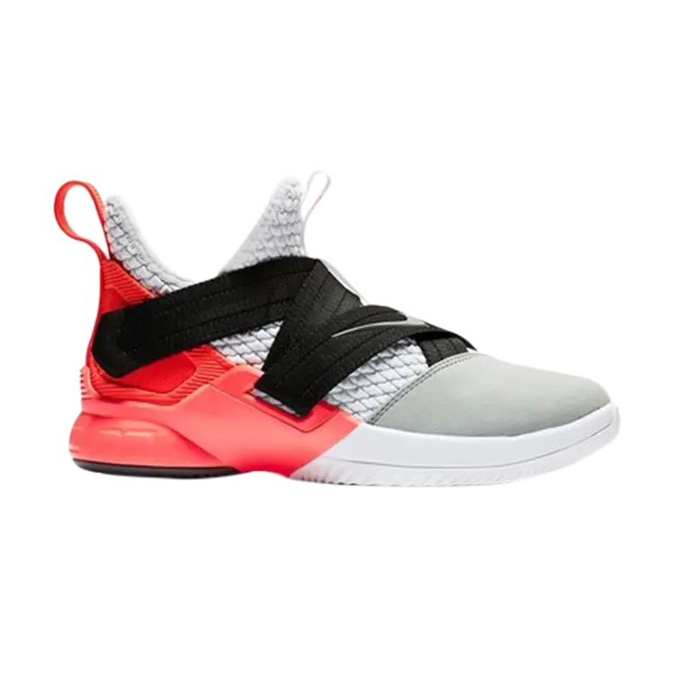 

Кроссовки Nike LeBron Soldier 12 SFG GS 'White Flash Crimson', красный