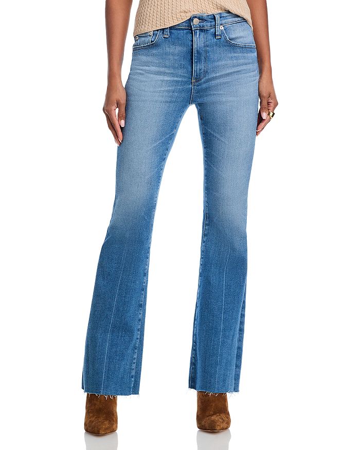 

Джинсы Farrah Mid Rise Boot Jeans в 13-летнем показе AG, синий
