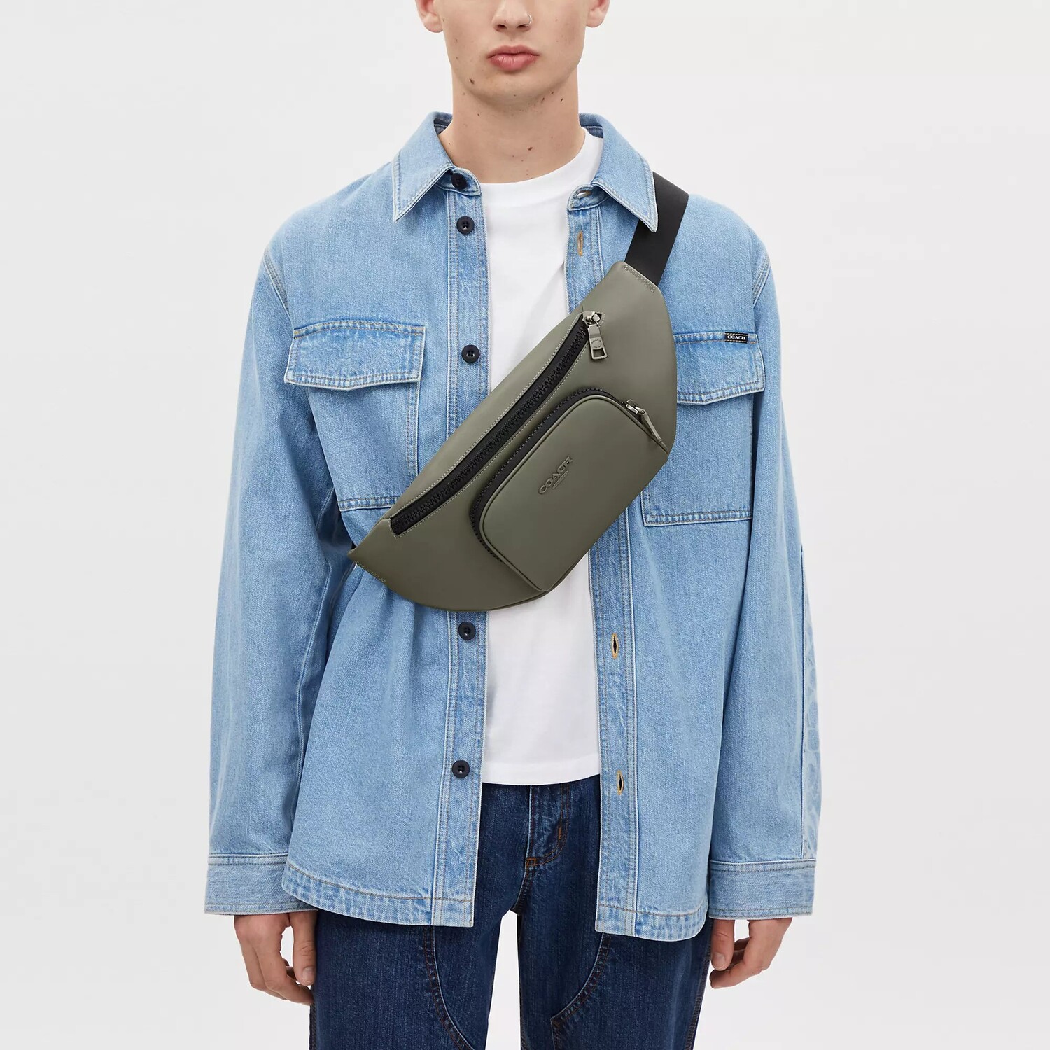 

Поясная сумка Coach Outlet Racer из гладкой кожи, цвет Gunmetal/Military Green