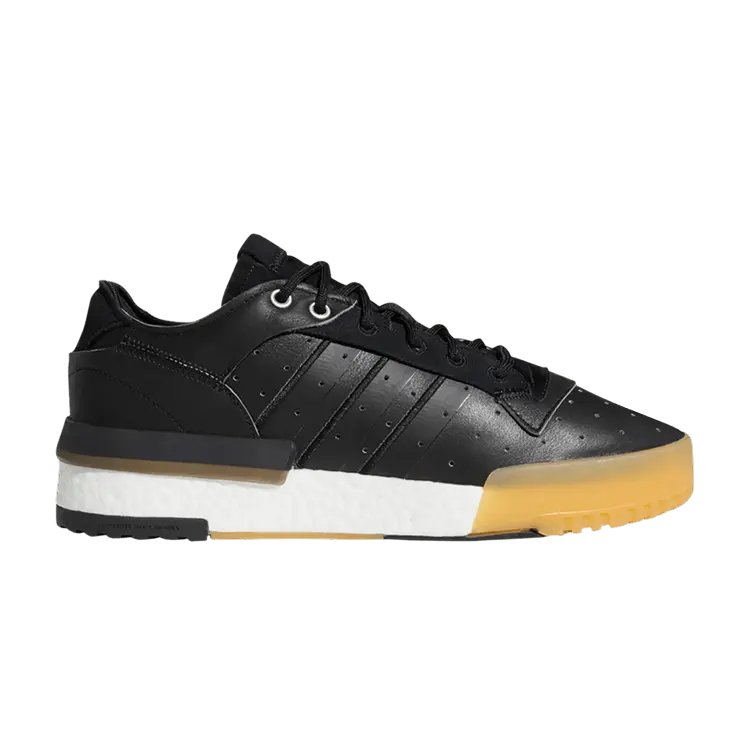 

Кроссовки adidas Rivalry RM Low 'Black Gum', черный