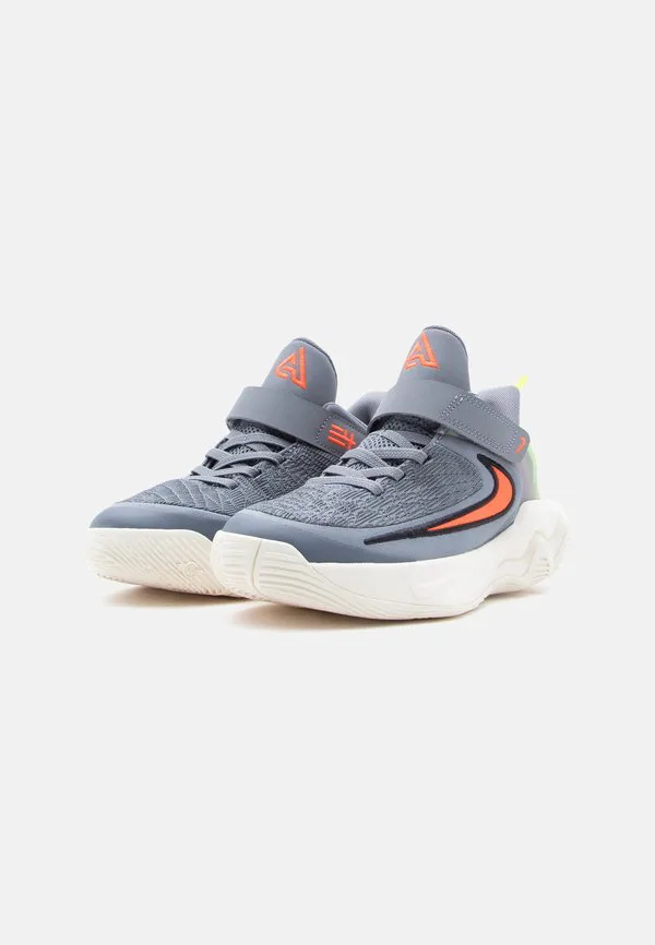 Унисекс баскетбольные кроссовки giannis immortality 4 Nike Performance, Dark Raisin/Total Crimson/Volt/Sail — фото 2