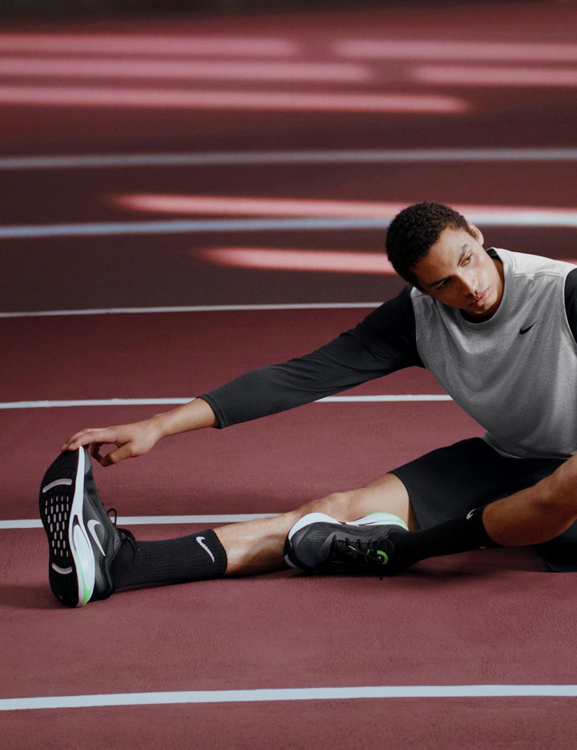 Мужские беговые кроссовки Nike Journey Run для шоссе, белый/черный/зеленый — фото 2