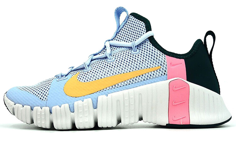 

Женские тренировочные кроссовки Nike Metcon 3