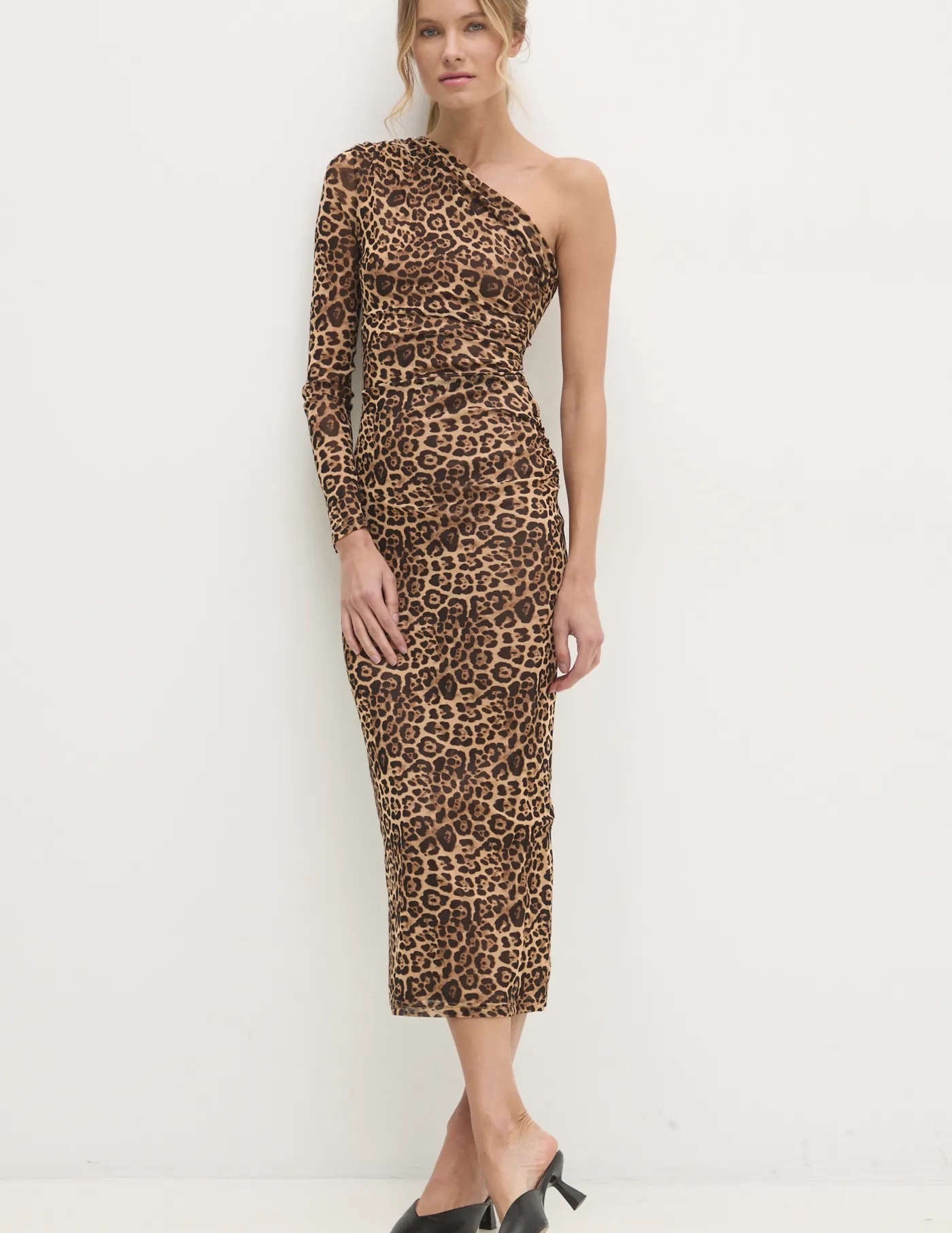 

Платье Answear Lab, коричневый