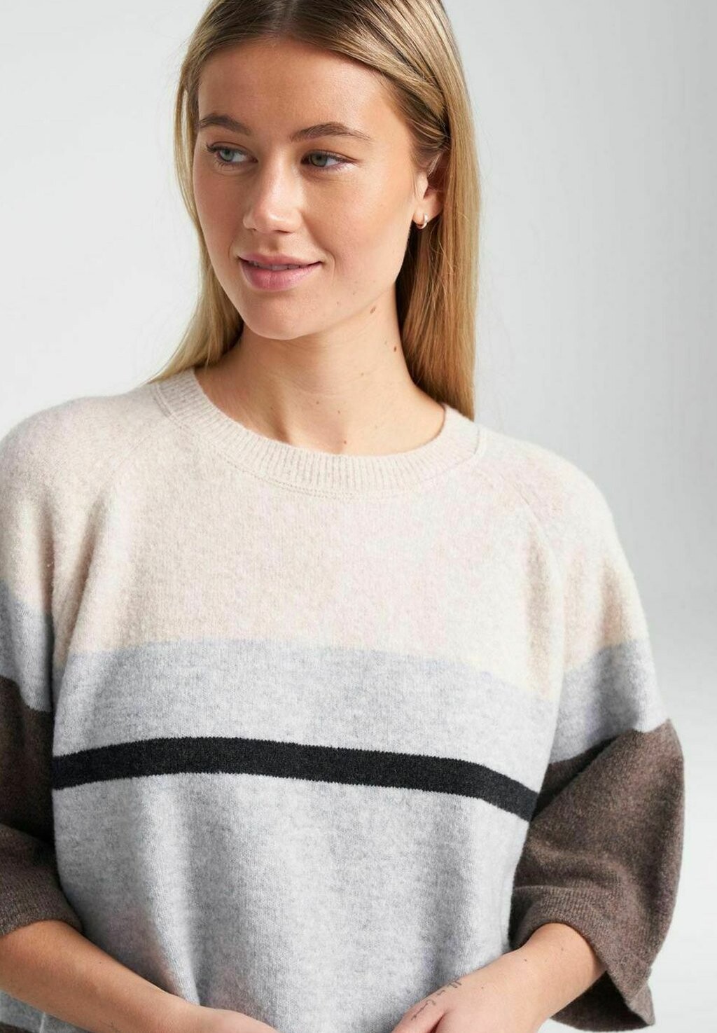 

Джемпер ANITA CREW Holebrook, мультиколор