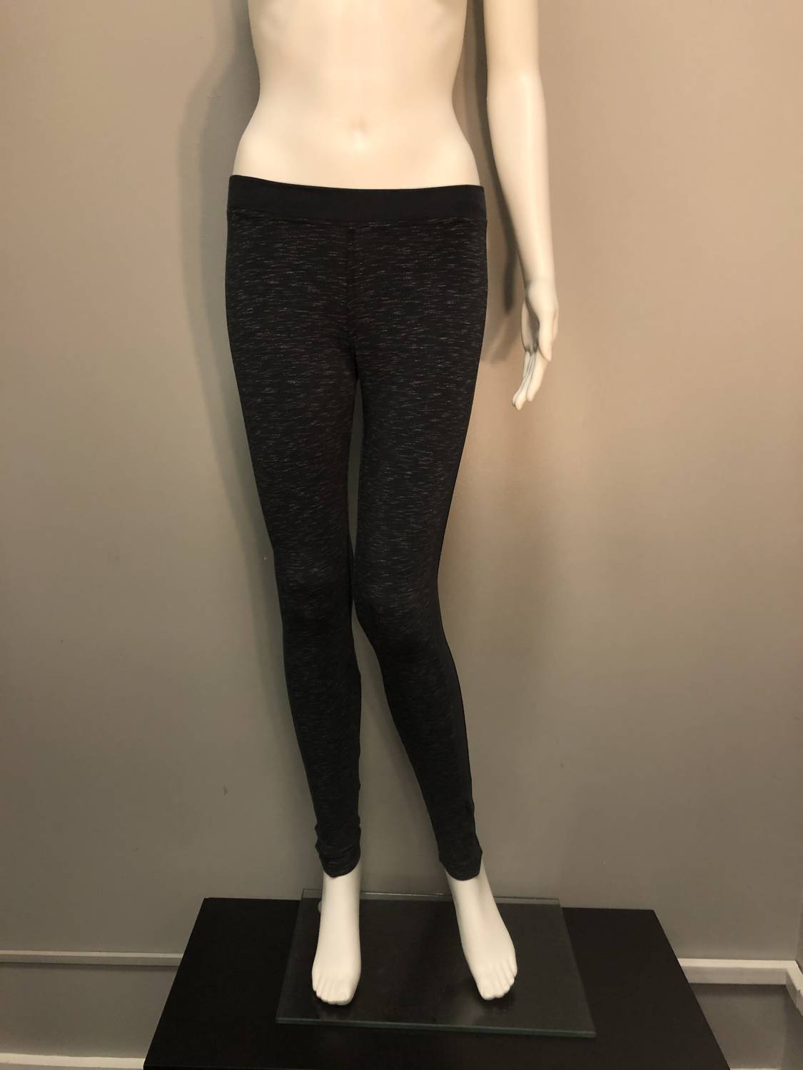 

Женские брюки-леггинсы Tuxedo в цвете оникс Hard Tail Forever, Onyx