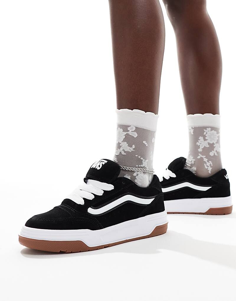 Vans – Hylane – Черно-белые замшевые кроссовки на толстой резиновой подошве