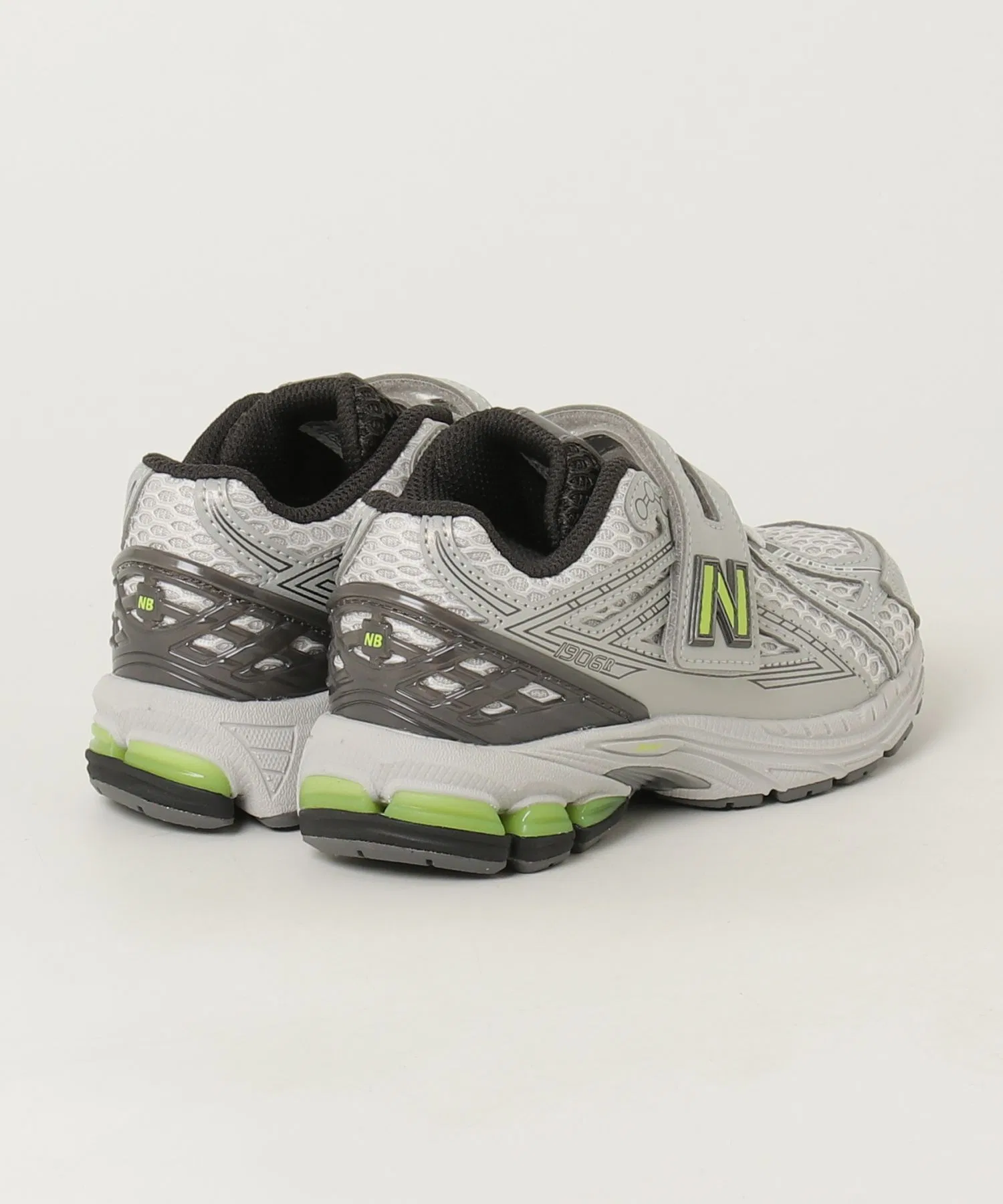 Детские кроссовки New Balance 1906 Hook & Loop — фото 4