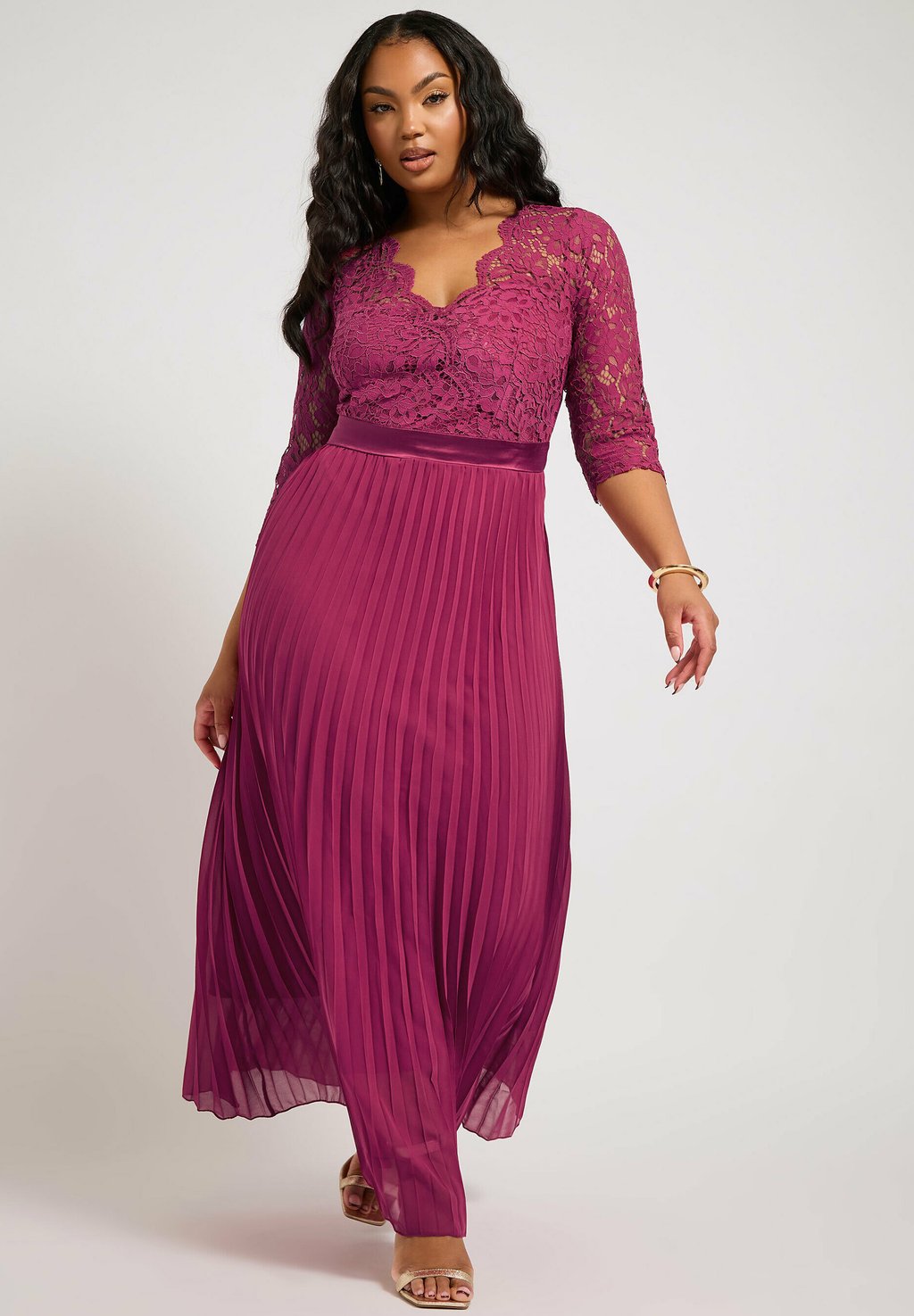 

Платье макси Yours Clothing, розовый
