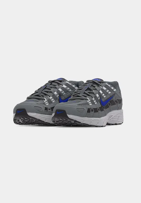 Кроссовки Nike Sportswear P 6000 ess+, дымчато-серый/гоночный синий/светлый дымчато-серый/платиновый оттенок/черный — фото 3