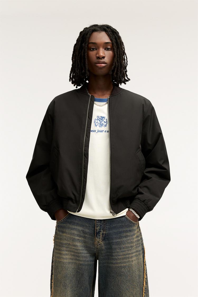 

Стеганая куртка-бомбер Pull And Bear, черный