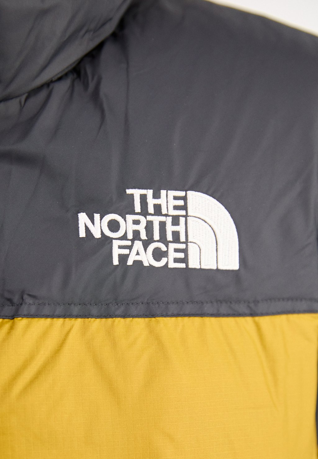 

Жилет RETRO VEST The North Face, хаки